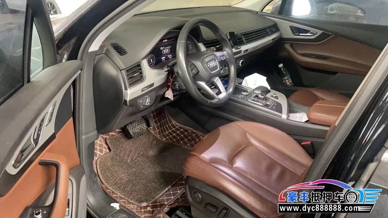 17年奥迪Q7轿车抵押车出售