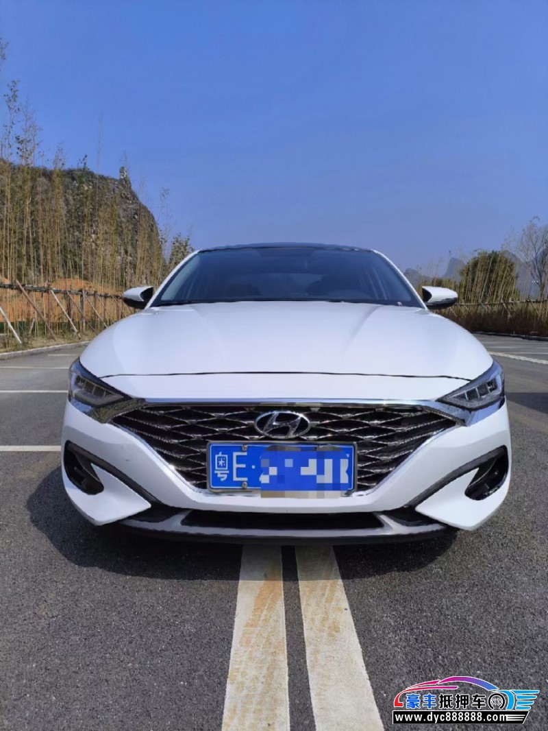 20年现代菲斯塔轿车抵押车出售