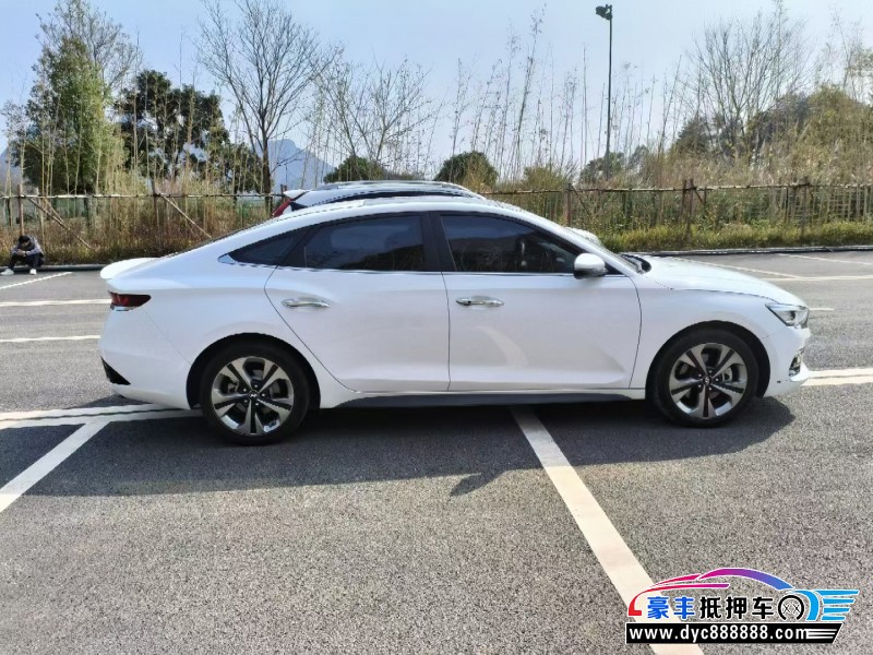 20年现代菲斯塔轿车抵押车出售