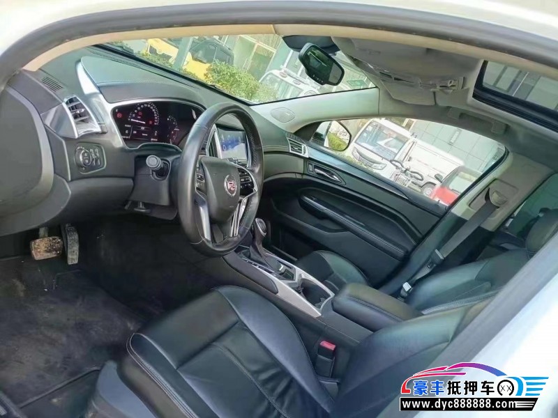 15年凯迪拉克SRX轿车抵押车出售