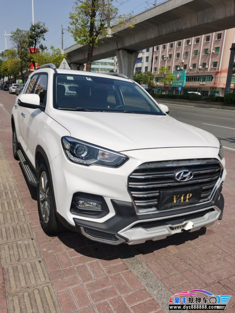 18年现代ix35轿车抵押车出售