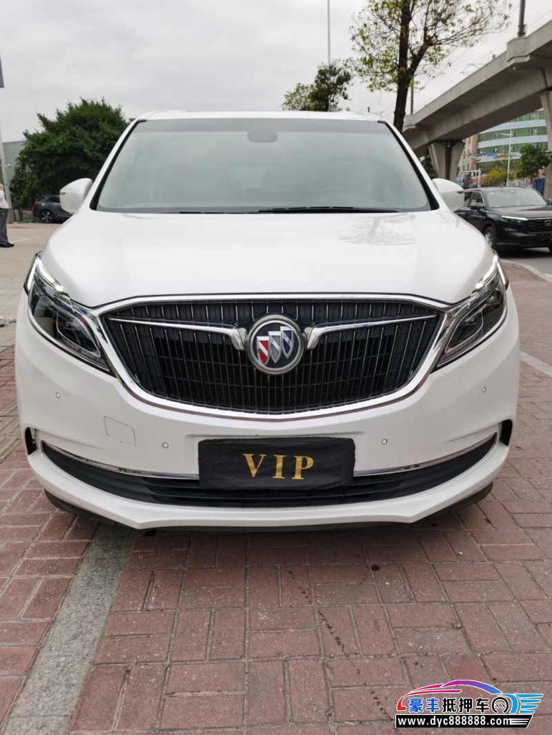 20年别克GL8轿车抵押车出售