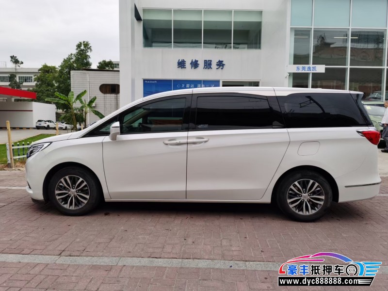 20年别克GL8轿车抵押车出售