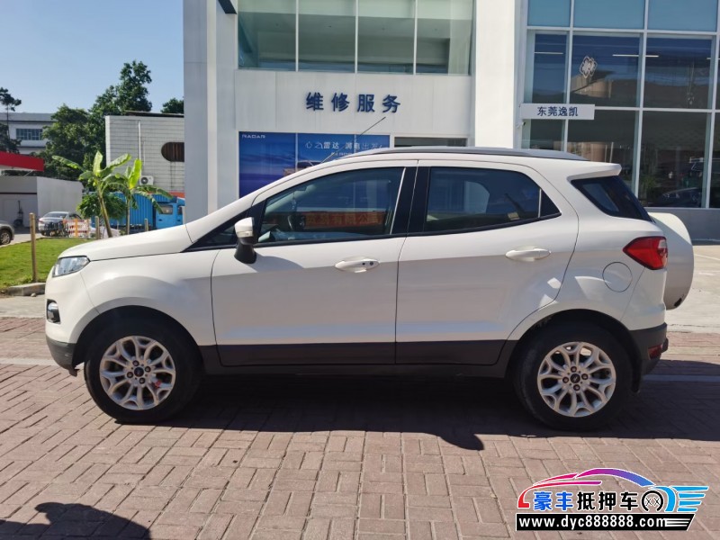 15年福特翼搏轿车抵押车出售