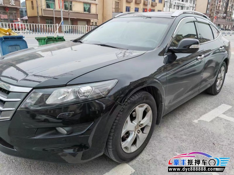 12年本田歌诗图轿车抵押车出售
