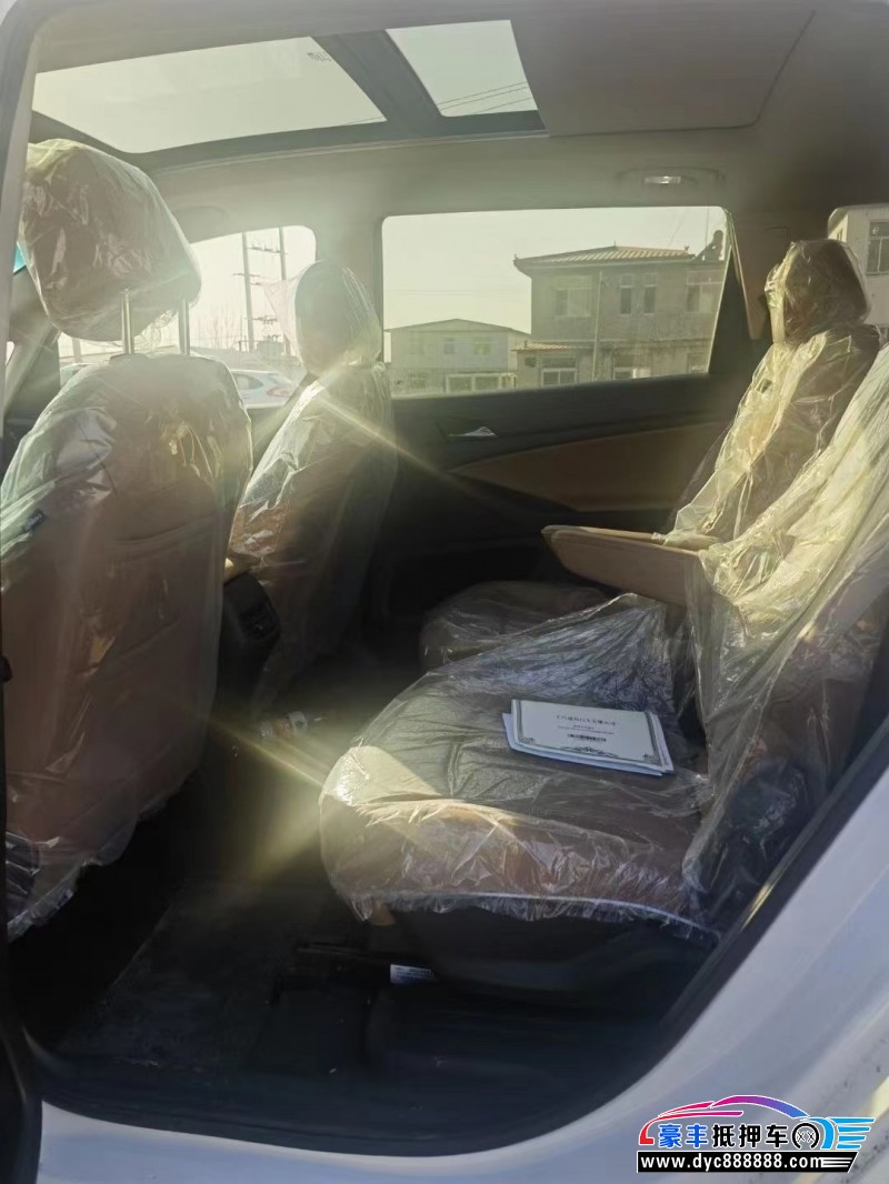 22年别克别克GL6轿车抵押车出售