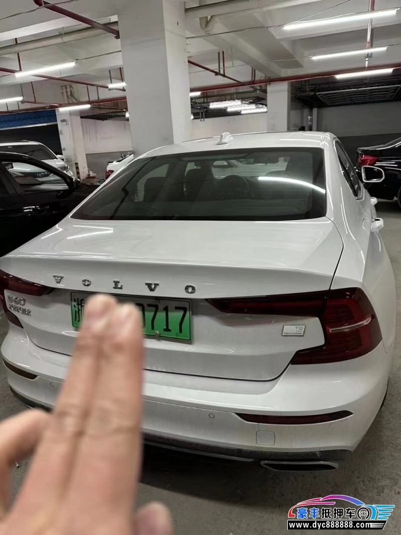 22年沃尔沃S60轿车抵押车出售