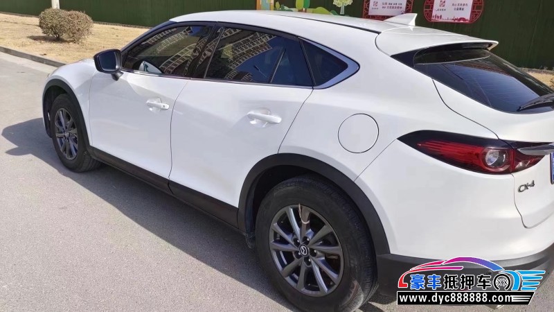 21年马自达CX-4轿车抵押车出售