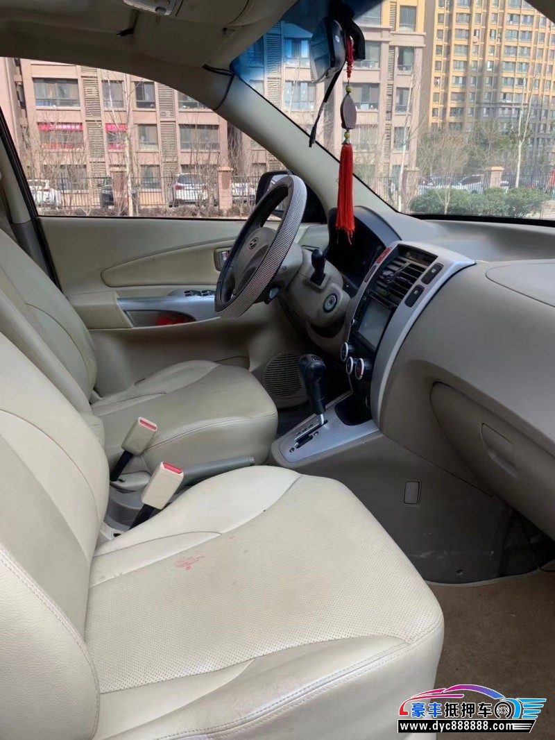 13年现代途胜轿车抵押车出售