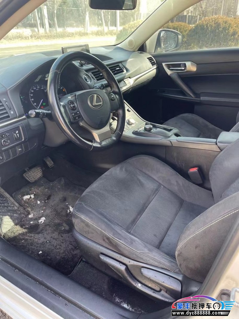 14年雷克萨斯CTSUV抵押车出售