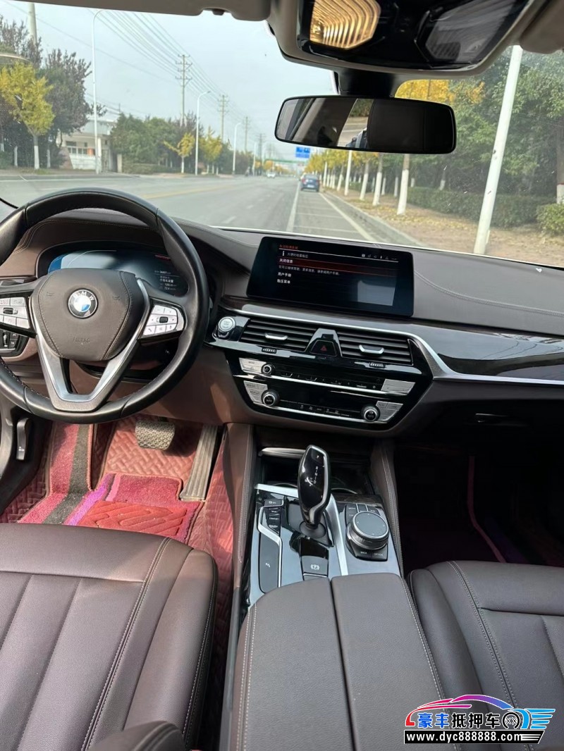 20年宝马5系轿车抵押车出售