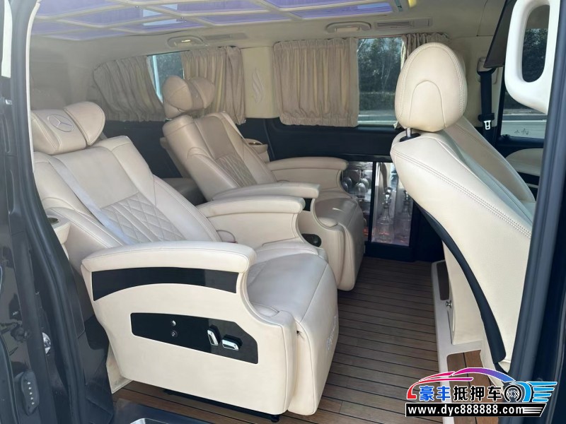 19年奔驰威霆MPV抵押车出售