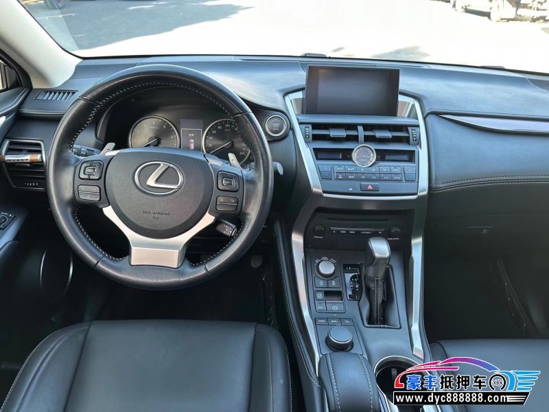 17年雷克萨斯NX轿车抵押车出售