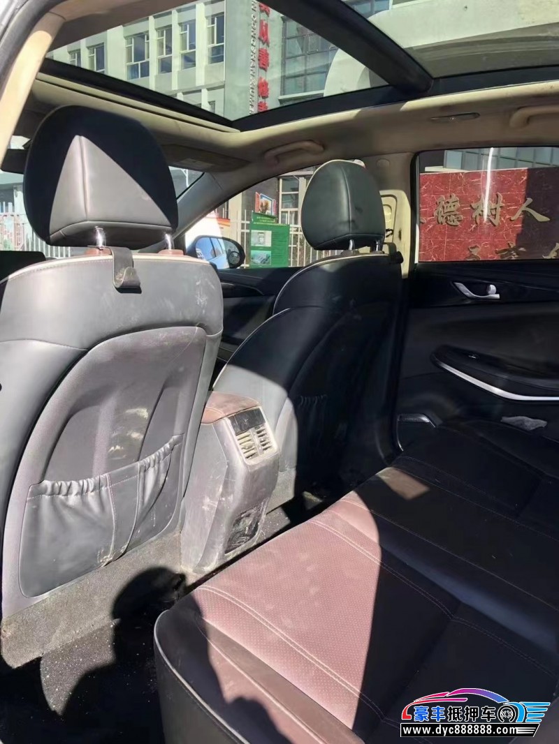 18年长安睿骋轿车抵押车出售