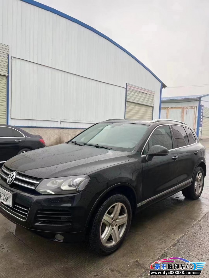 11年大众途锐轿车抵押车出售