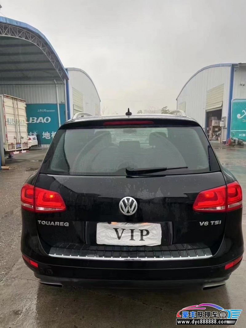 11年大众途锐轿车抵押车出售