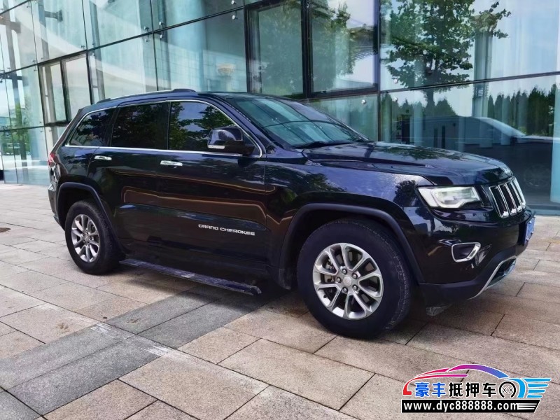 14年Jeep大切诺基SUV抵押车出售