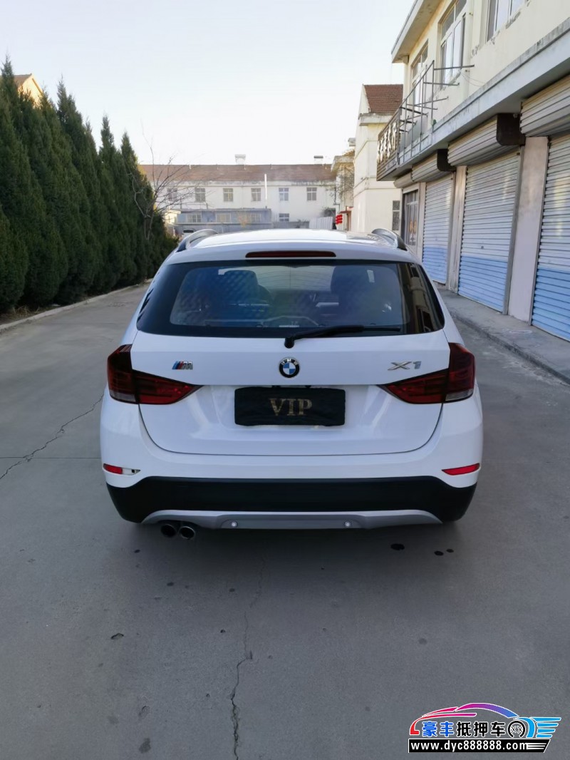 15年宝马X1轿车抵押车出售