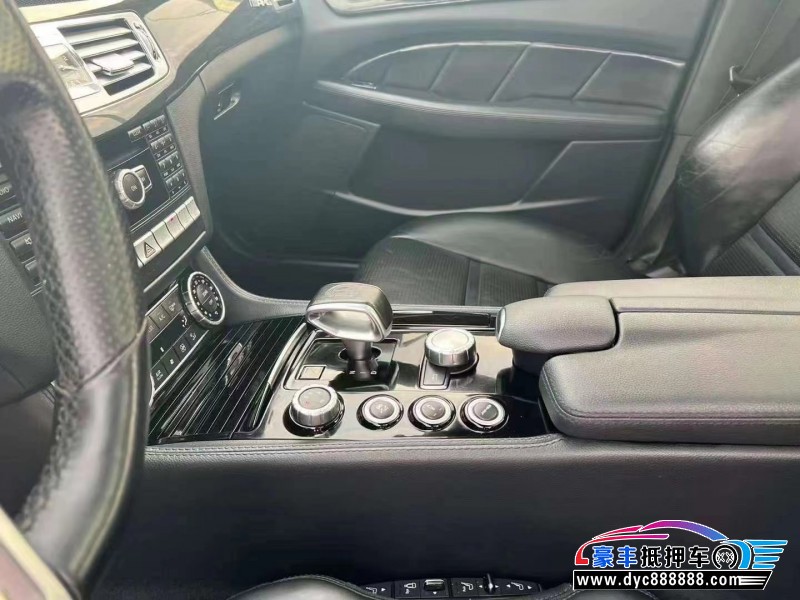 13年奔驰CLS级轿车抵押车出售