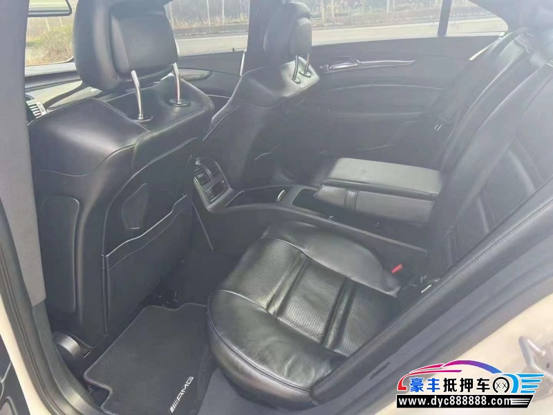 13年奔驰CLS级轿车抵押车出售