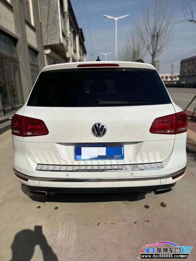 17年大众途锐SUV抵押车出售