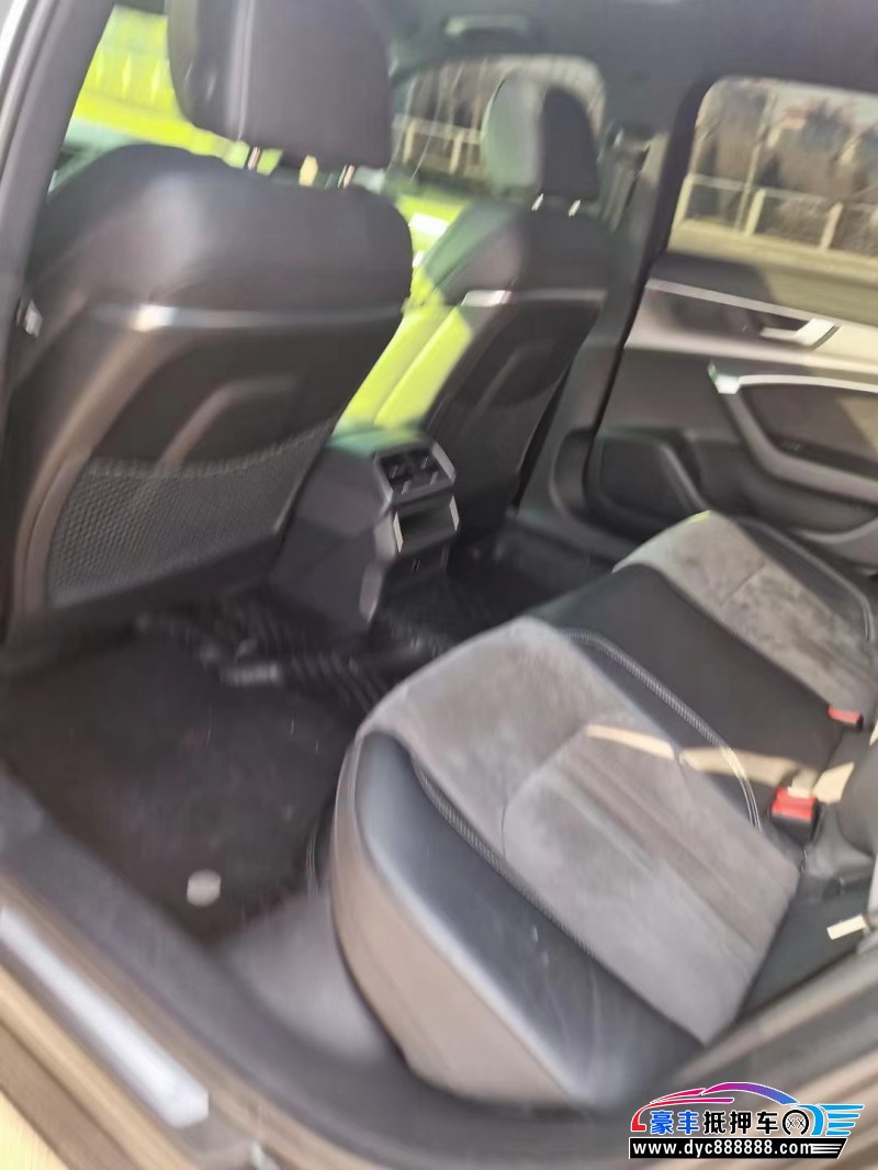 19年奥迪A6L轿车抵押车出售