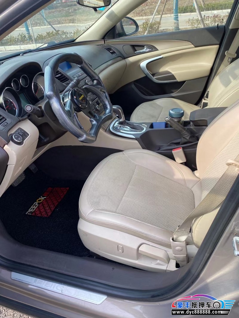 12年别克君威轿车抵押车出售