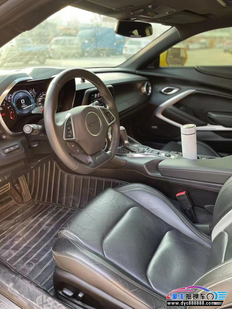 18年雪佛兰科迈罗轿车抵押车出售