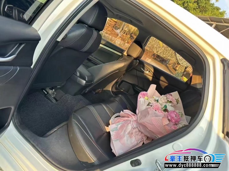 19年本田思域轿车抵押车出售