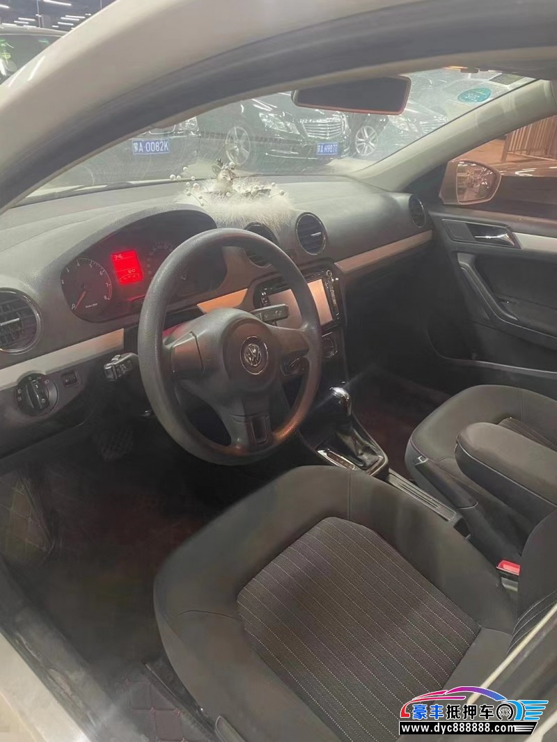 14年大众捷达轿车抵押车出售