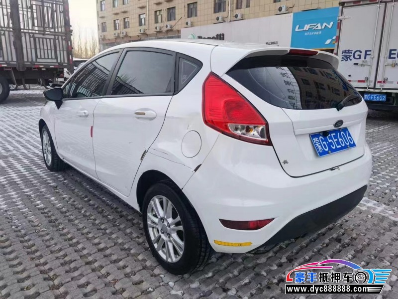 15年福特嘉年华轿车抵押车出售