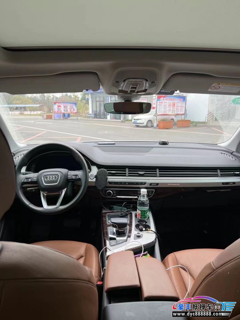 19年奥迪Q7SUV抵押车出售