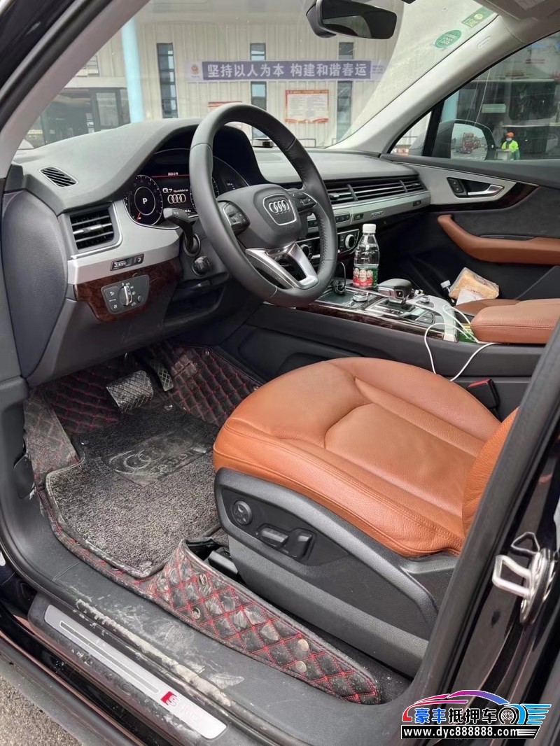 19年奥迪Q7SUV抵押车出售