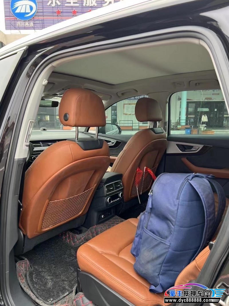 19年奥迪Q7SUV抵押车出售