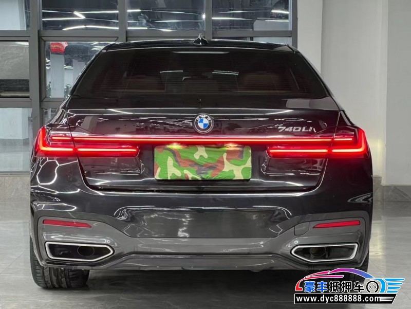 21年宝马7系轿车抵押车出售