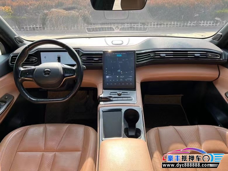 21年蔚来ES8轿车抵押车出售