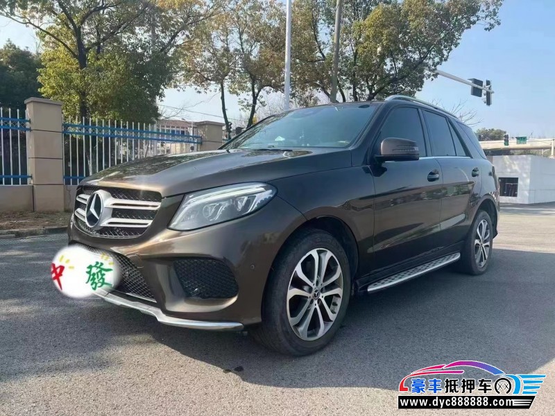 18年奔驰GLE轿车抵押车出售