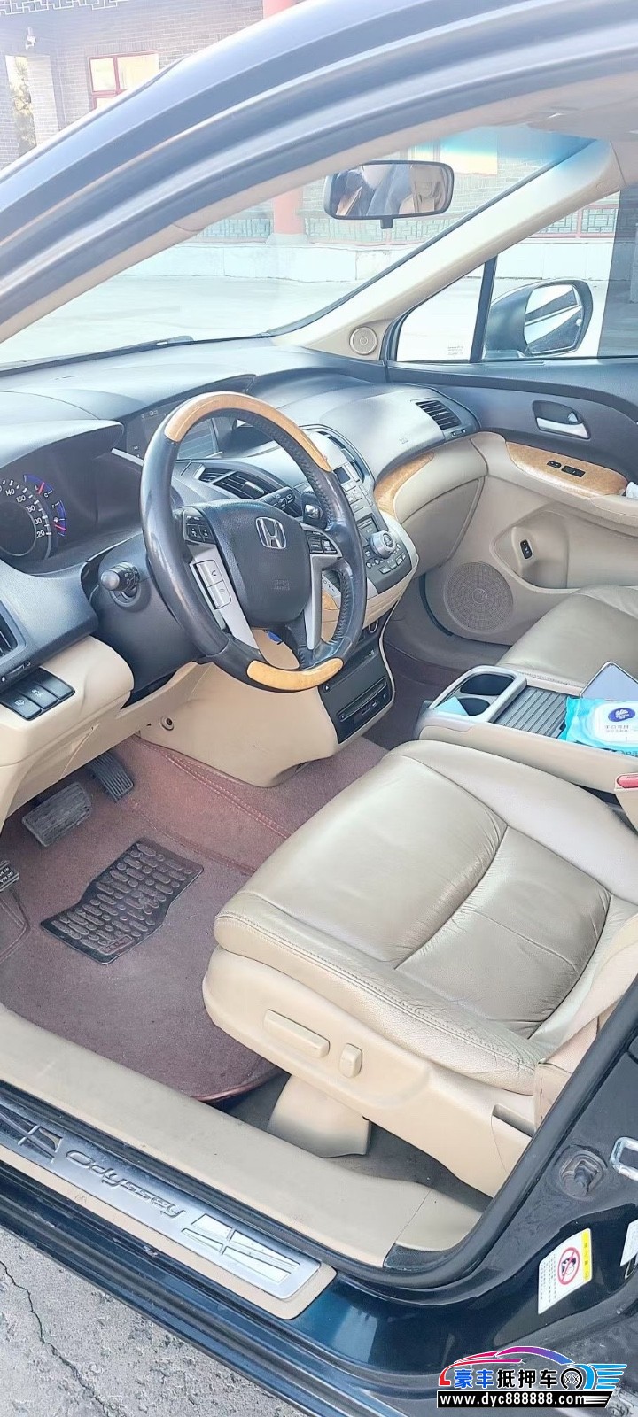 10年本田奥德赛轿车抵押车出售