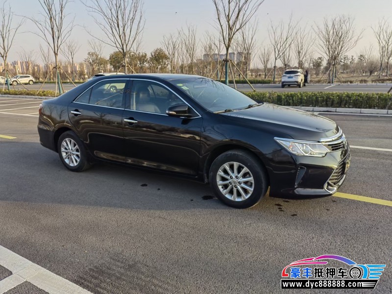 17年丰田凯美瑞轿车抵押车出售