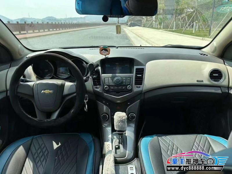 16年雪佛兰科鲁兹轿车抵押车出售