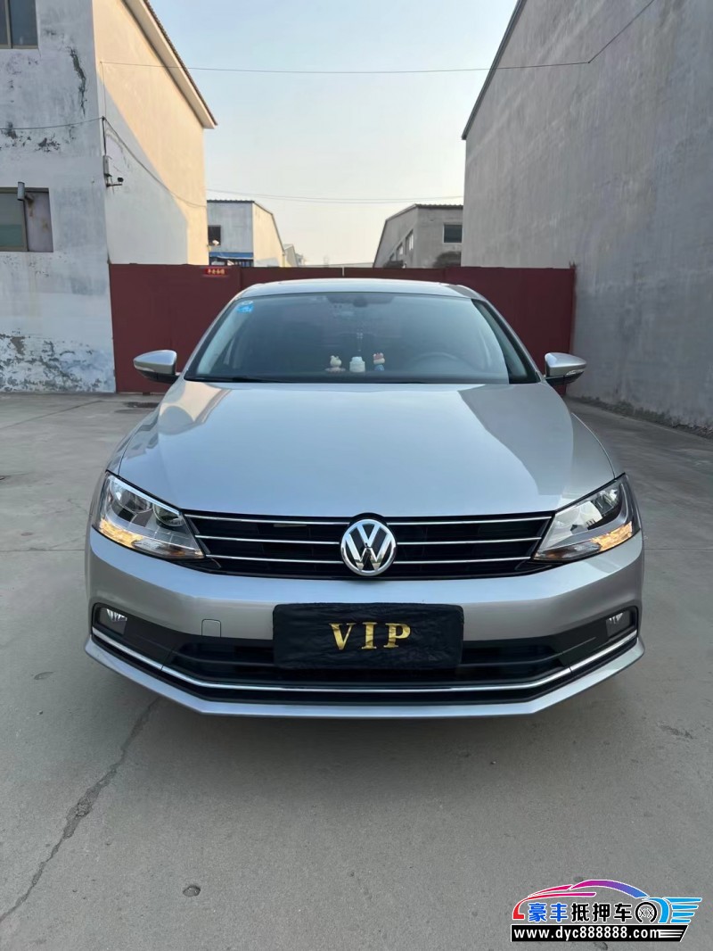 18年大众速腾轿车抵押车出售