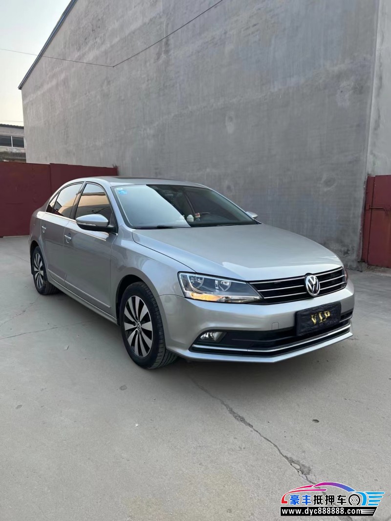 18年大众速腾轿车抵押车出售