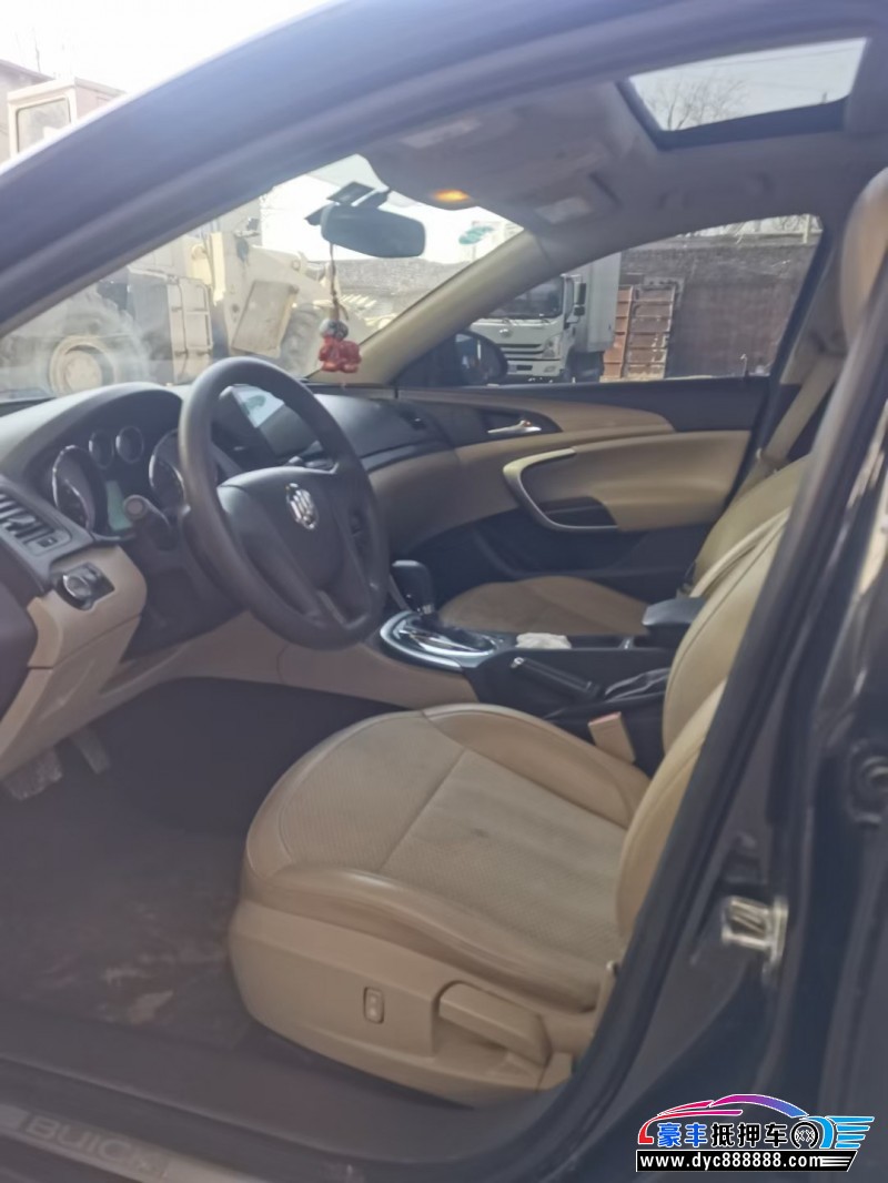 12年别克君威轿车抵押车出售