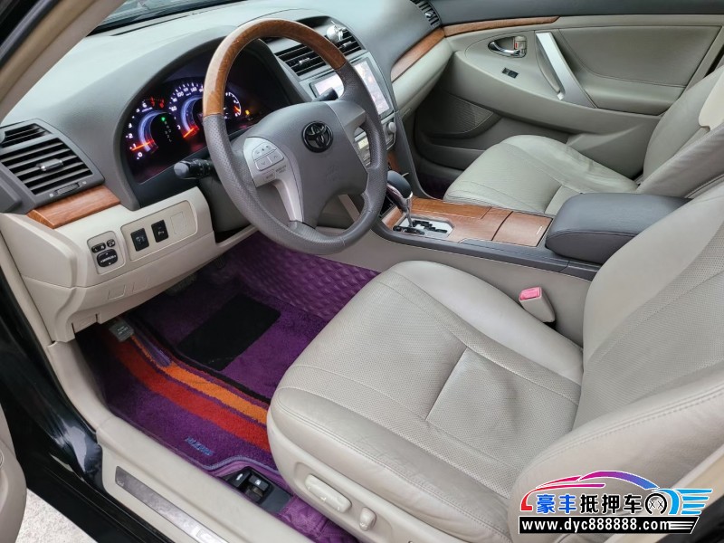 10年丰田凯美瑞轿车抵押车出售