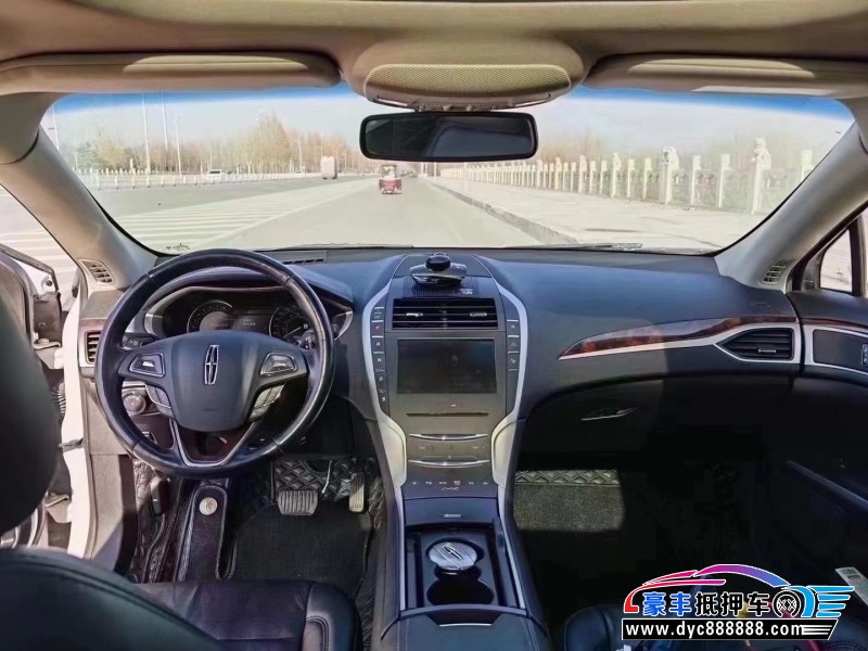 16年林肯MKZ轿车抵押车出售