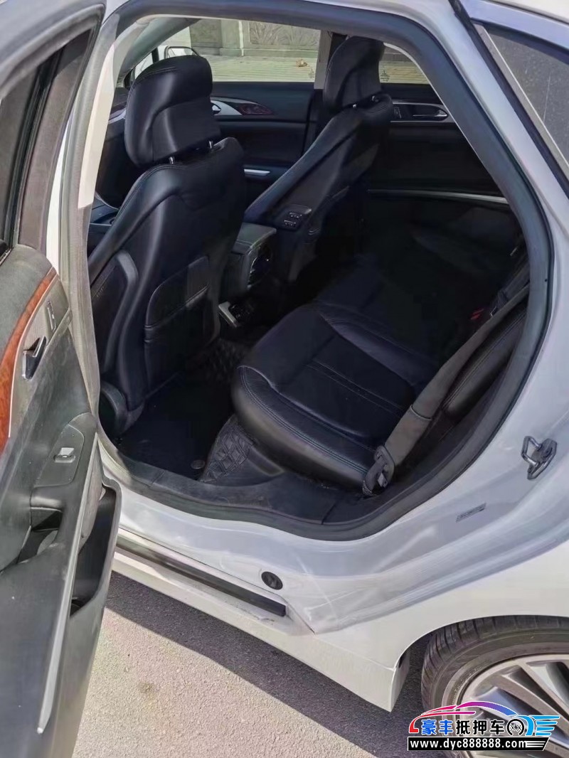 16年林肯MKZ轿车抵押车出售