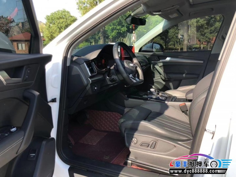 21年奥迪Q5SUV抵押车出售