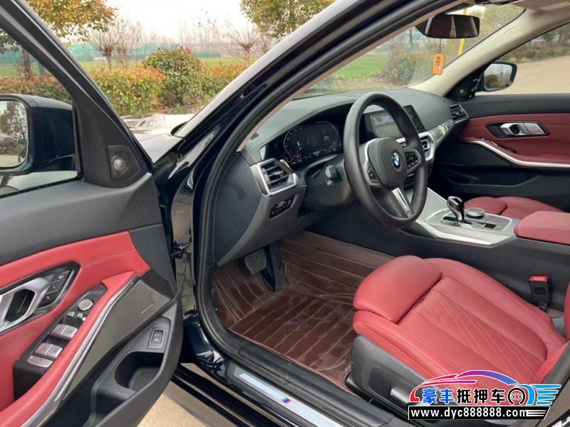 22年宝马3系轿车抵押车出售