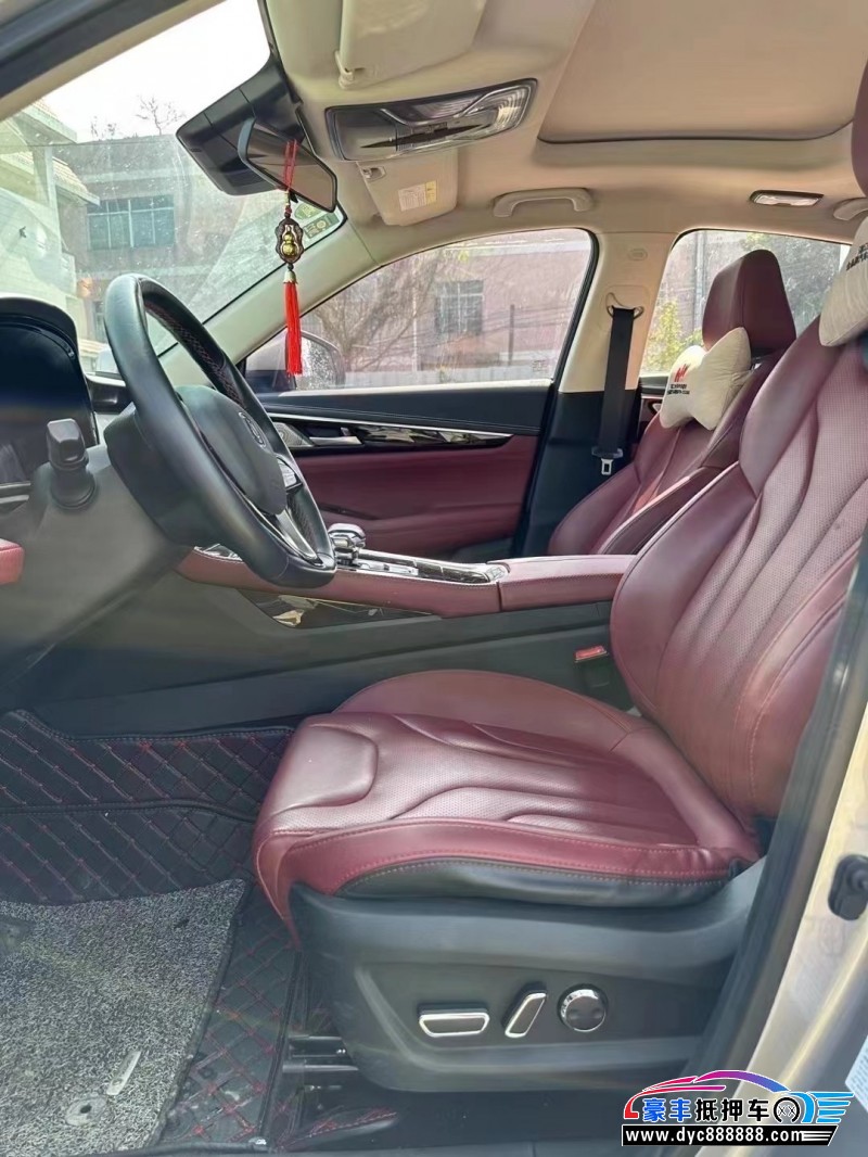 20年长安长安cs85轿车抵押车出售