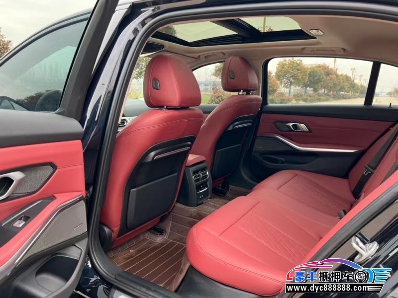 22年宝马3系轿车抵押车出售